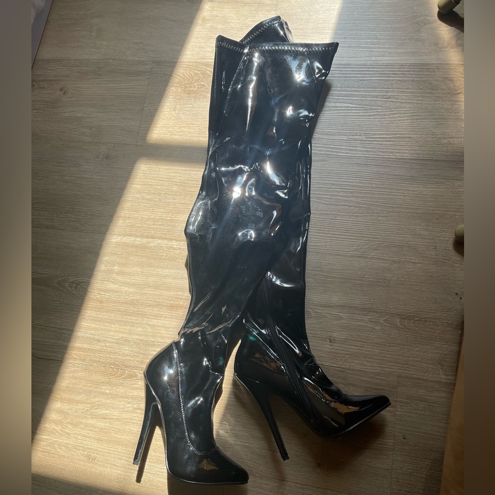 Brand New Thigh Knee Boots